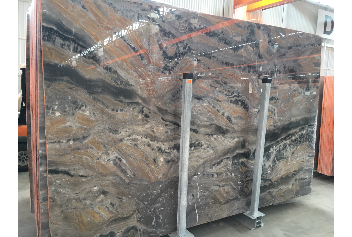 Arabescato-Orobico-Marble-slab-Grey-Pink