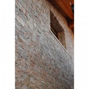 3_Rivestimento Sasso Sottile Grigio Rosa