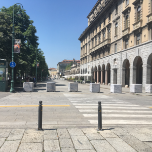 bollards Arabescato Orobico