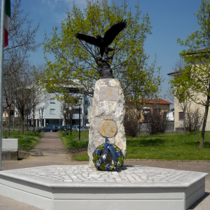 monument Arabescato Orobico